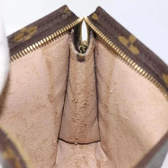 LOUIS VUITTON Monogram Poche Toilette 19 Pouch